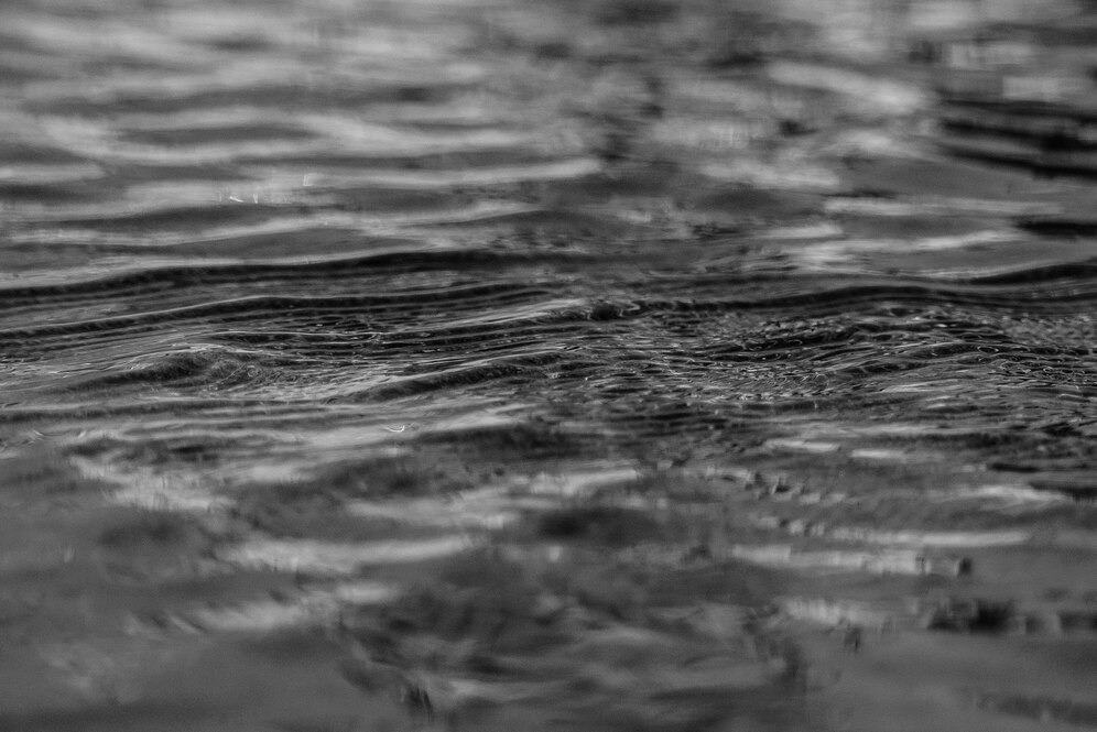 Вода река озеро