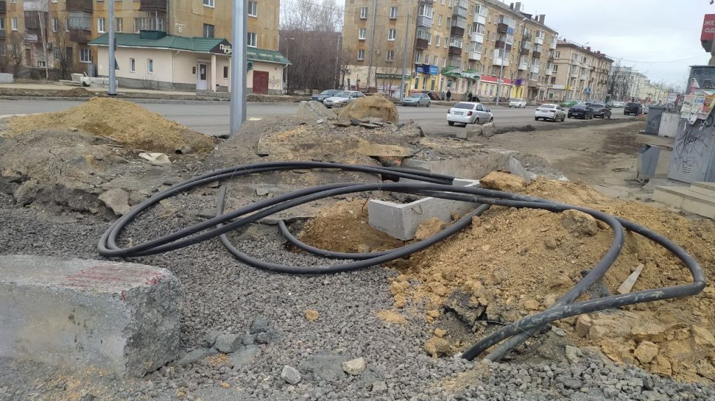 ТДС ищет подрядчика для ремонта тротуара на Октябрьской революции