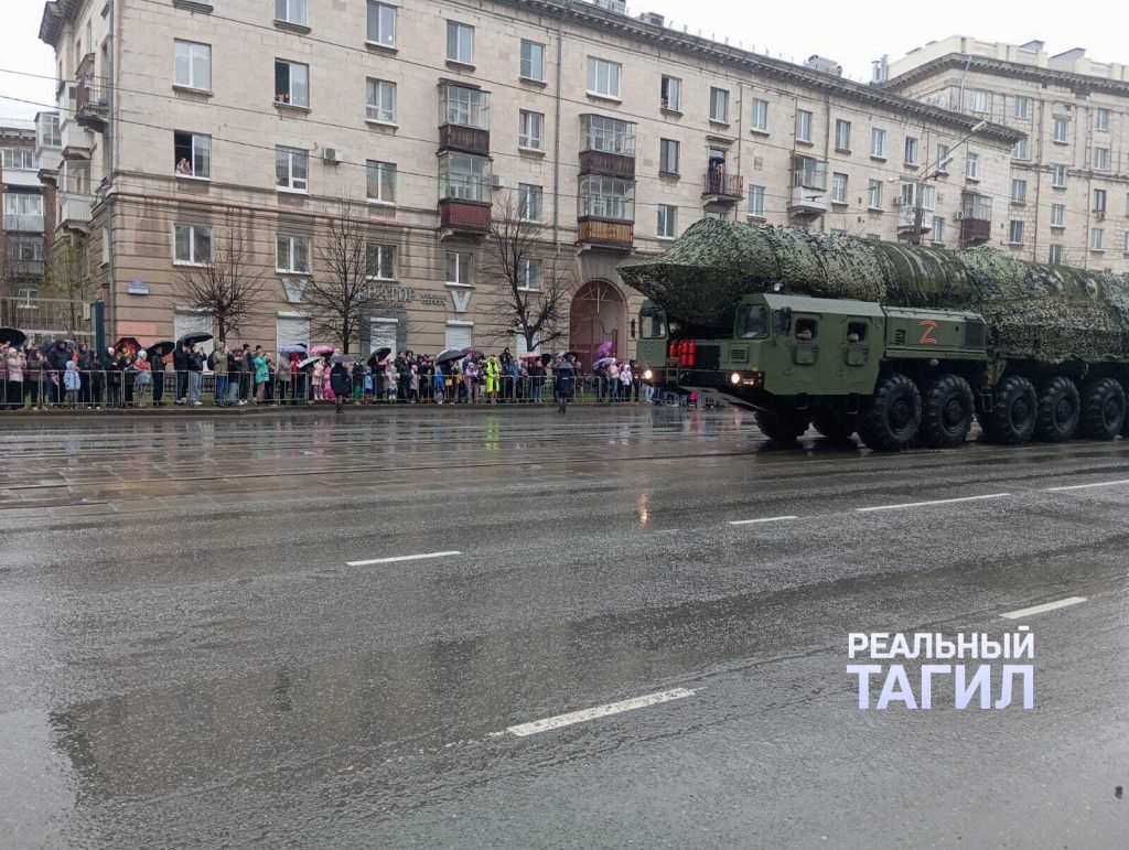 Фоторепортаж парада Победы в Нижнем Тагиле