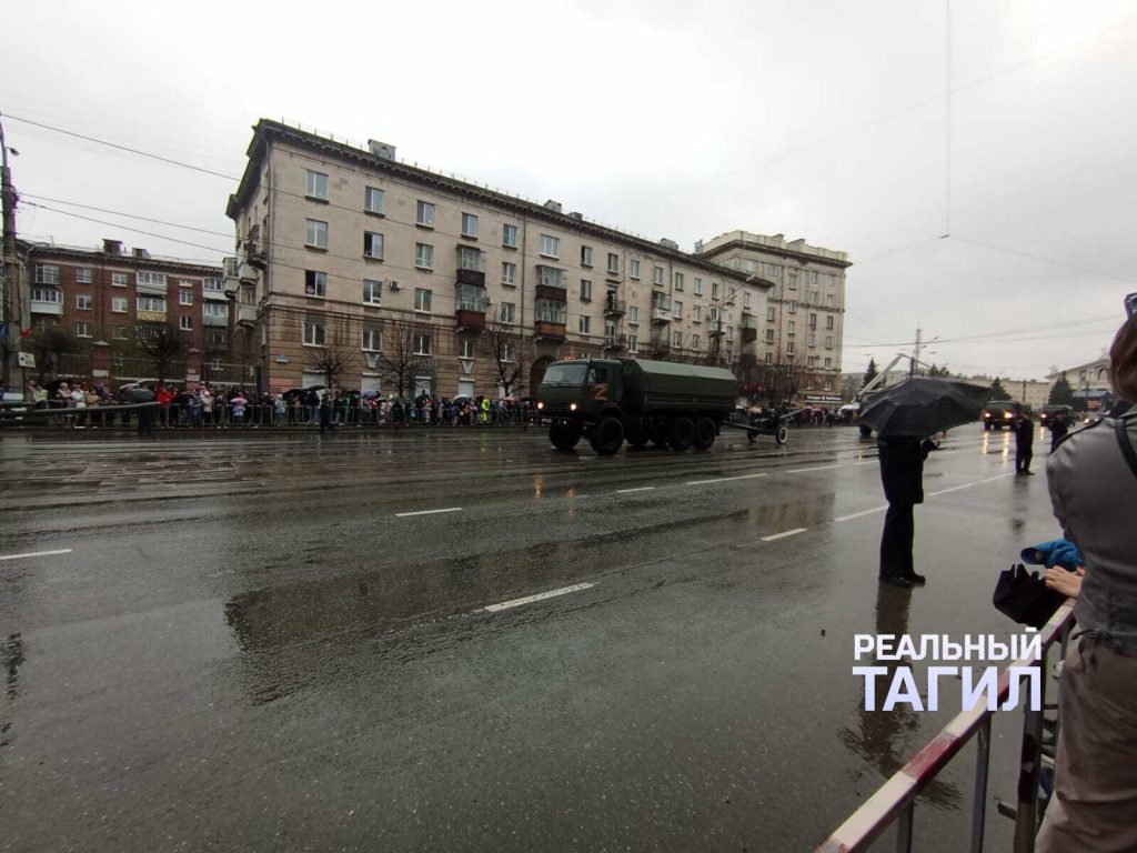 Фоторепортаж парада Победы в Нижнем Тагиле