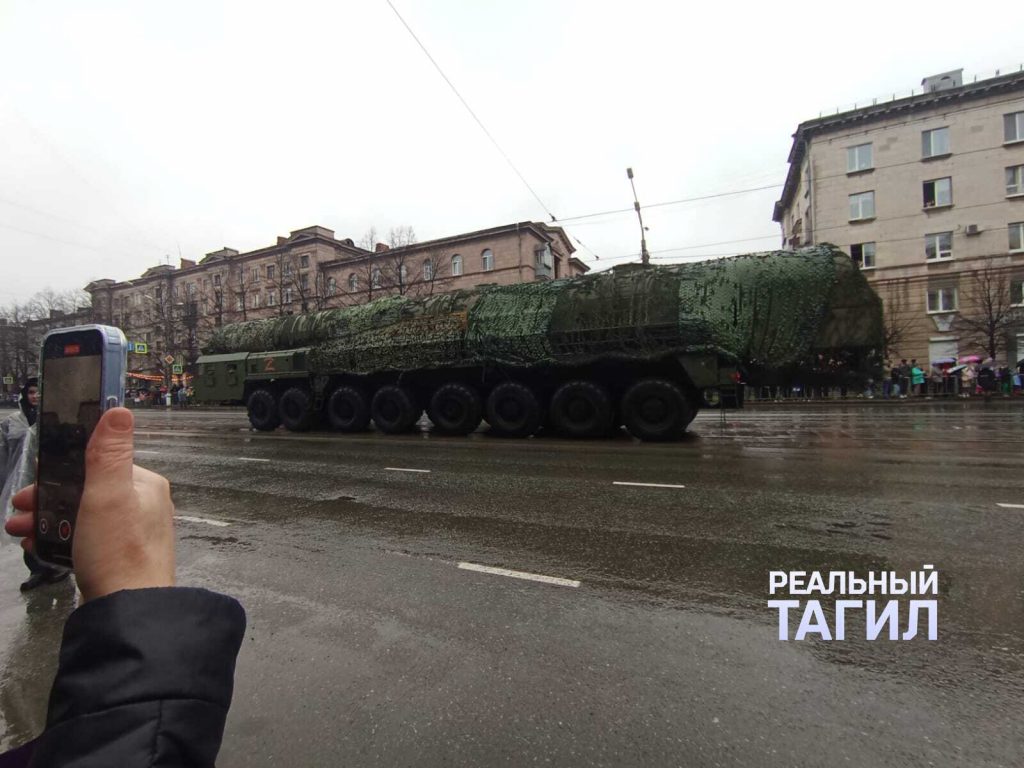 Фоторепортаж парада Победы в Нижнем Тагиле