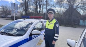 Пришли на помощь водителям: свердловские полицейские дважды за вечер предотвратили ЧП на трассе