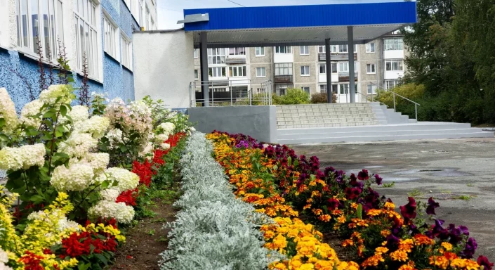 ПНТЗ помог с ремонтами школам Первоуральска