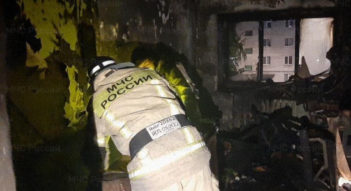 Пожар и эвакуация: спасатели ликвидировали возгорание в жилом доме