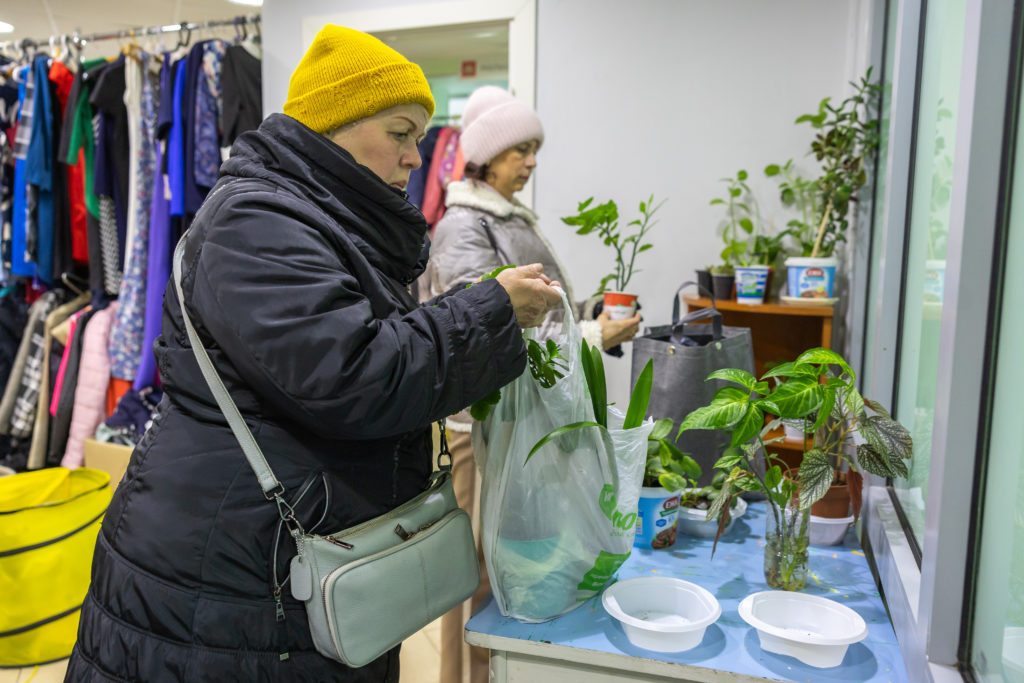 Первоуральский новотрубный завод (ПНТЗ), входящий в Трубную Металлургическую Компанию (ТМК), в очередной раз поддержал «Экофестиваль Первых» – масштабную инициативу, нацеленную на формирование и поддержание принципов осознанного потребления вещей среди местных жителей. Об этом «Реальному Первоуральску» сообщили в пресс-службе предприятия. ПНТЗ стал спонсором масштабного экологического фестиваля в Первоуральске