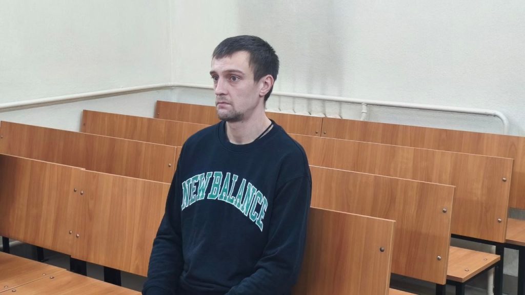 Осужден уралец, оскорбивший свердловского полицейского в Интернете -