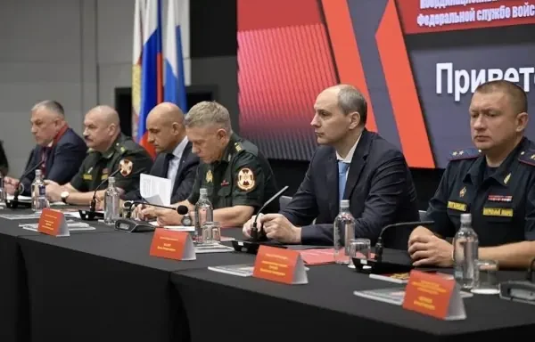 Паслер и Жога обсудили новый закон о частной охране и безопасность школ